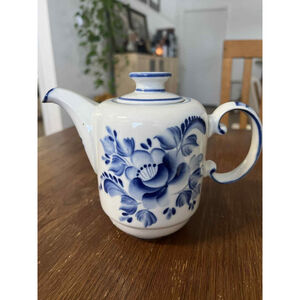 Hand Painted Gzhel Porcelain Teapot Blue & White Floral Russia SIGNED Fedotov EX
